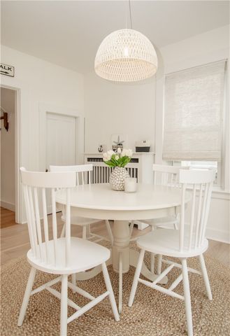 33 Slocum Street, Newport, RI 02840