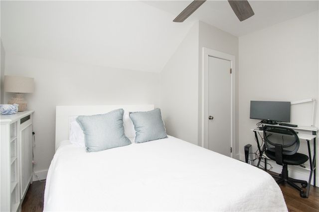 33 Slocum Street, Newport, RI 02840