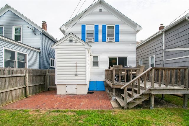 33 Slocum Street, Newport, RI 02840