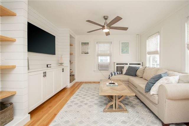 33 Slocum Street, Newport, RI 02840