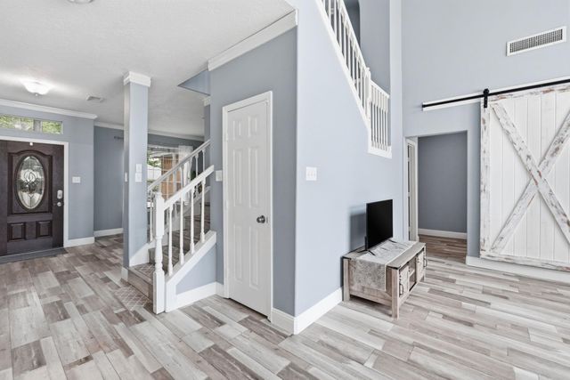 2 Sweet Birch Place, The Woodlands, TX 77382