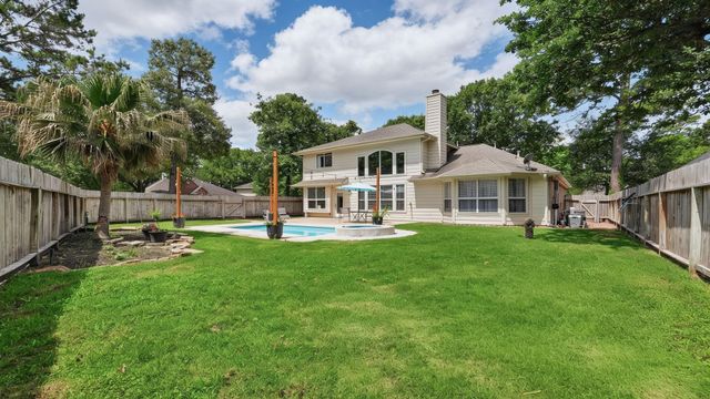 2 Sweet Birch Place, The Woodlands, TX 77382