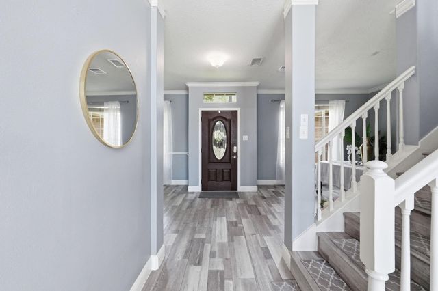 2 Sweet Birch Place, The Woodlands, TX 77382