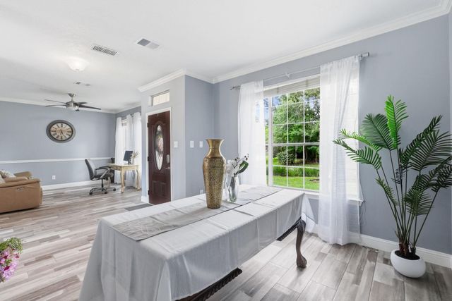 2 Sweet Birch Place, The Woodlands, TX 77382