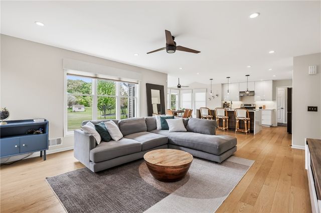 908 Taylor Rise, Victor, NY 14564