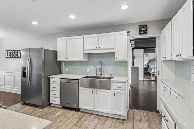 9535 Lakeview Drive, La Mesa, CA 91942