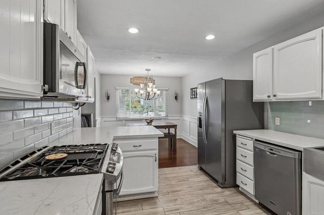9535 Lakeview Drive, La Mesa, CA 91942