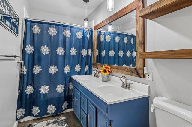 9535 Lakeview Drive, La Mesa, CA 91942