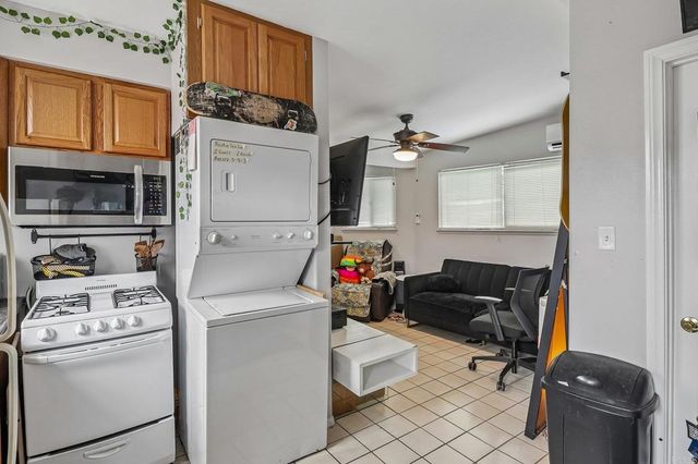 9535 Lakeview Drive, La Mesa, CA 91942