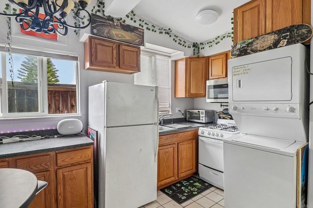 9535 Lakeview Drive, La Mesa, CA 91942
