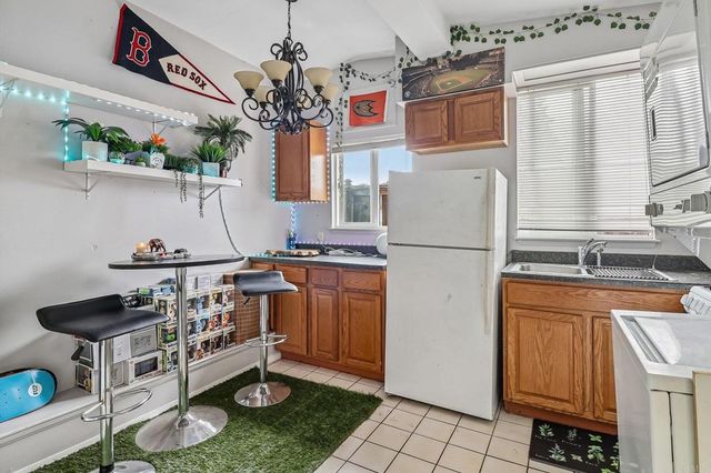 9535 Lakeview Drive, La Mesa, CA 91942