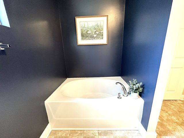 283 Telavera Dr, White House, TN 37188