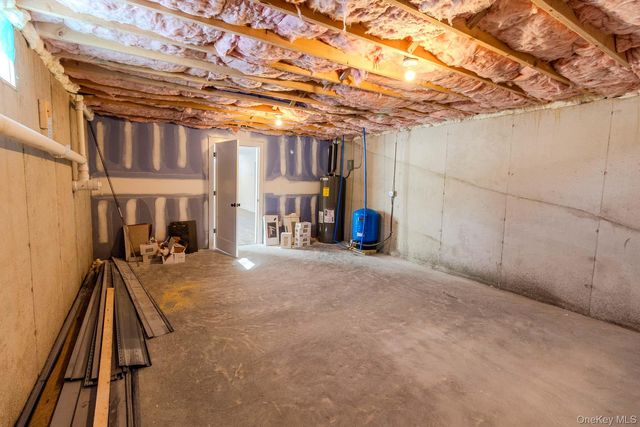 29 Hubbard Road, Middletown, NY 10940