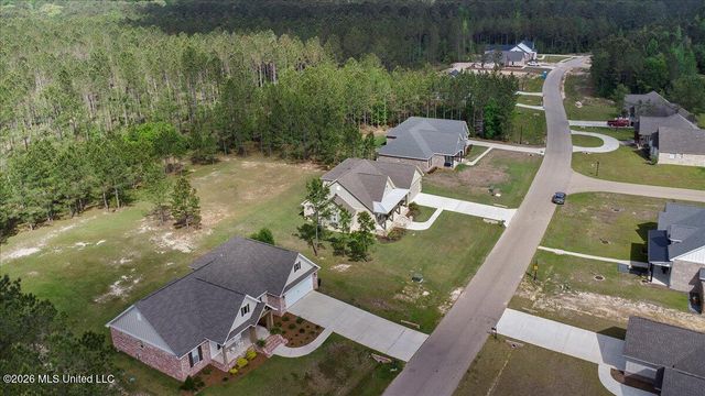 29 Pipestone, Sumrall, MS 39482