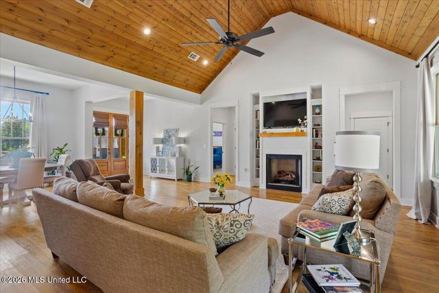 29 Pipestone, Sumrall, MS 39482