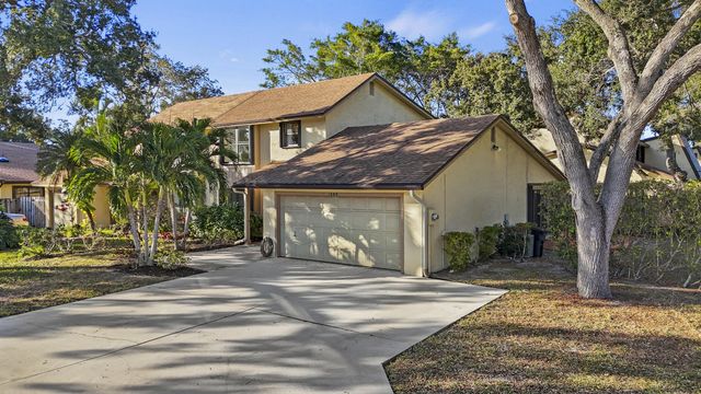 1089 Raintree Drive, Palm Beach Gardens, FL 33410