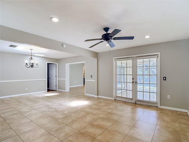 811 AMBASSADOR LOOP, Tampa, FL 33613