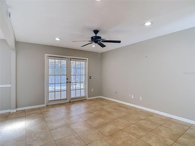 811 AMBASSADOR LOOP, Tampa, FL 33613