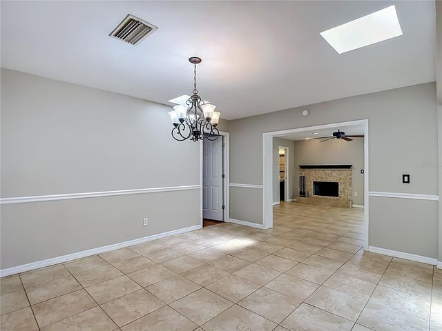 811 AMBASSADOR LOOP, Tampa, FL 33613