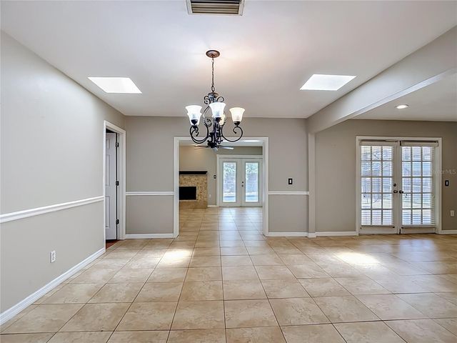 811 AMBASSADOR LOOP, Tampa, FL 33613
