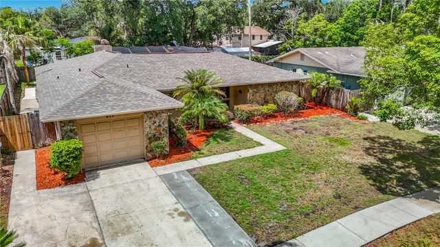 811 AMBASSADOR LOOP, Tampa, FL 33613
