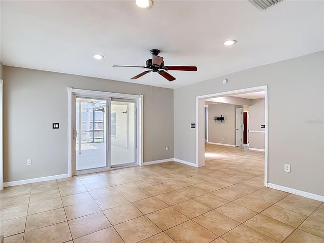 811 AMBASSADOR LOOP, Tampa, FL 33613