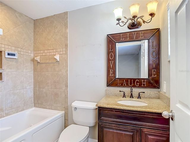 811 AMBASSADOR LOOP, Tampa, FL 33613