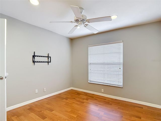 811 AMBASSADOR LOOP, Tampa, FL 33613