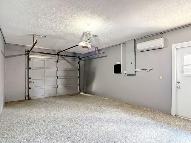 811 AMBASSADOR LOOP, Tampa, FL 33613