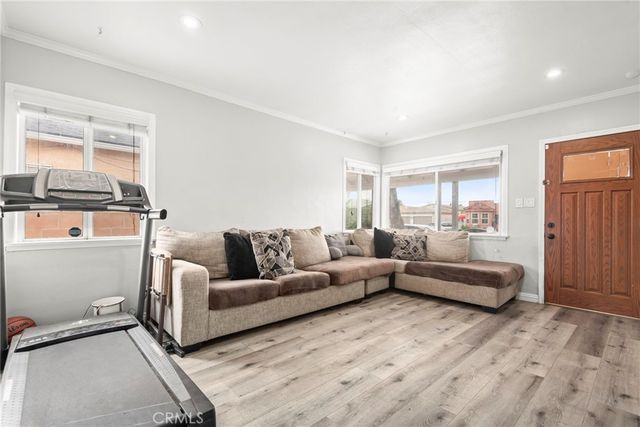9549 Mallison, South Gate, CA 90280