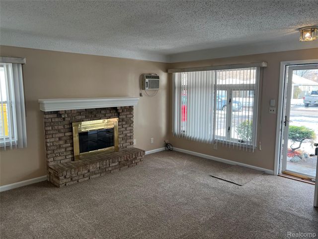 7411 N Vernon Street, Dearborn Heights, MI 48127