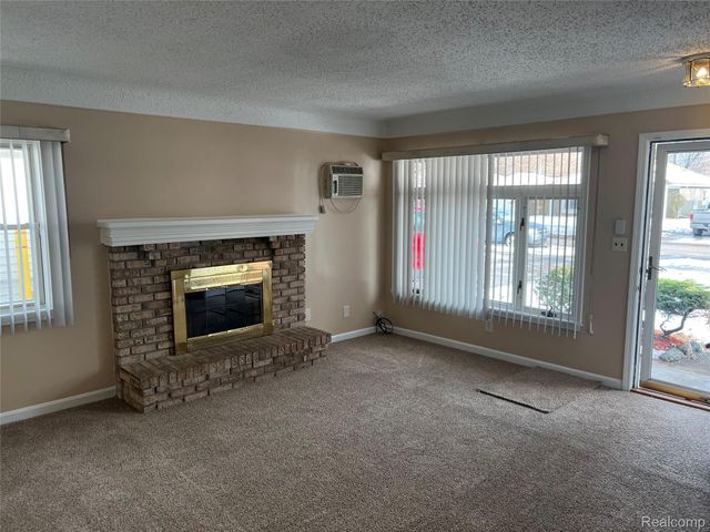 7411 N Vernon Street, Dearborn Heights, MI 48127