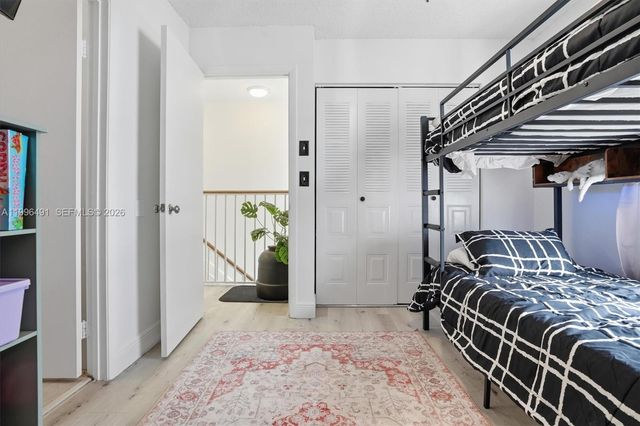 11719 NW 11th St, Pembroke Pines, FL 33026