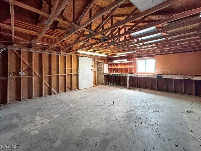 4850 Pontiac Circle, Pahrump, NV 89048