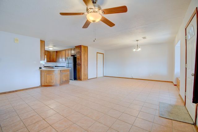 21 San Fernando Avenue, Los Lunas, NM 87031