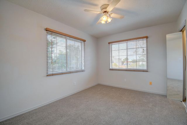 21 San Fernando Avenue, Los Lunas, NM 87031