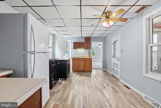 25 WATER ST, Reading, PA 19605