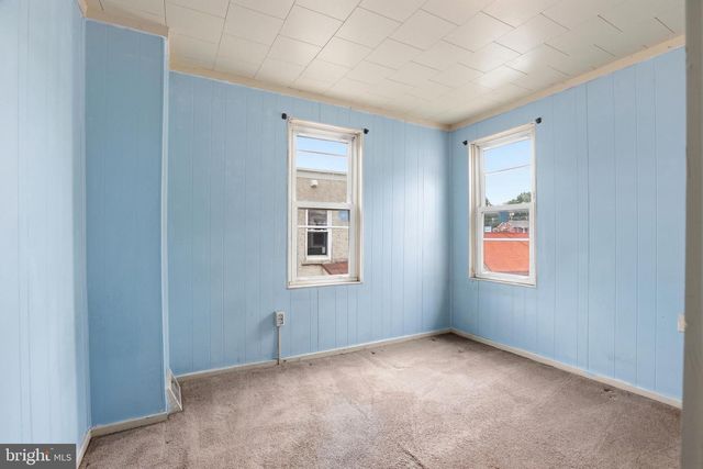 25 WATER ST, Reading, PA 19605