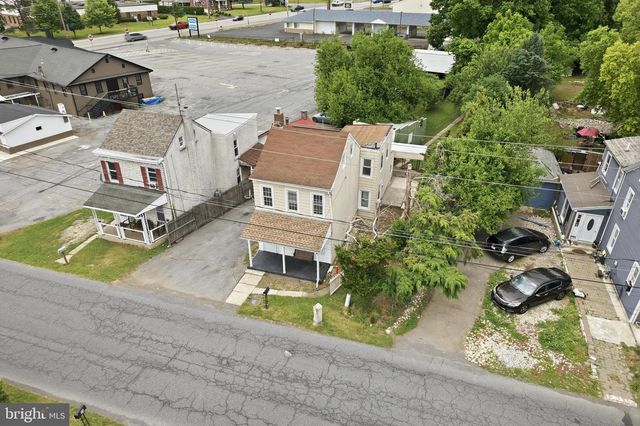 25 WATER ST, Reading, PA 19605