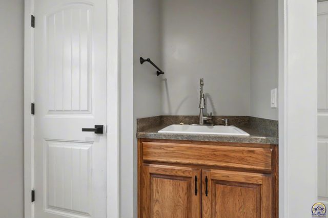 2807 Harper St, Lawrence, KS 66046