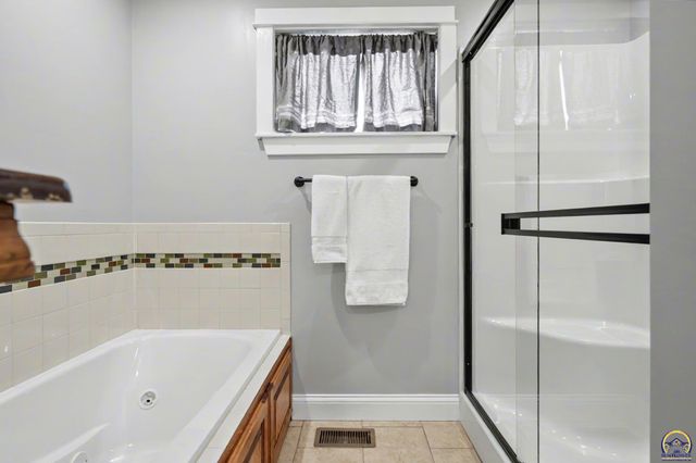 2807 Harper St, Lawrence, KS 66046