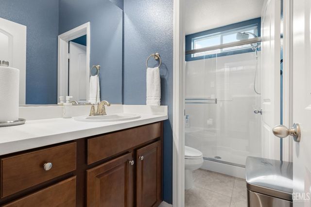 14812 Lemon Lily Drive, Bakersfield, CA 93314