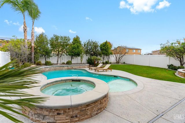 14812 Lemon Lily Drive, Bakersfield, CA 93314