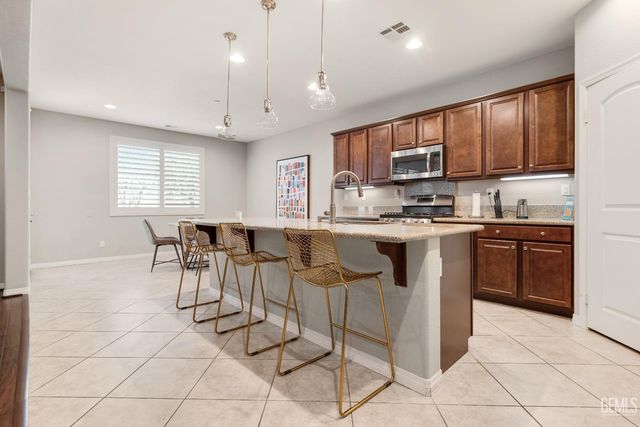 14812 Lemon Lily Drive, Bakersfield, CA 93314