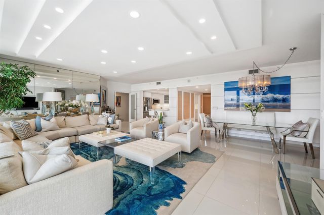 2100 S Ocean Boulevard Ph 607n, Palm Beach, FL 33480