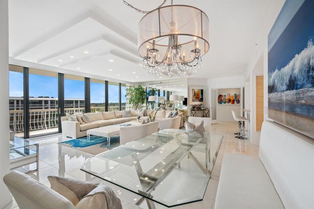 2100 S Ocean Boulevard Ph 607n, Palm Beach, FL 33480