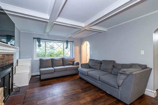 15 Linwood Avenue, Salem, NH 03079