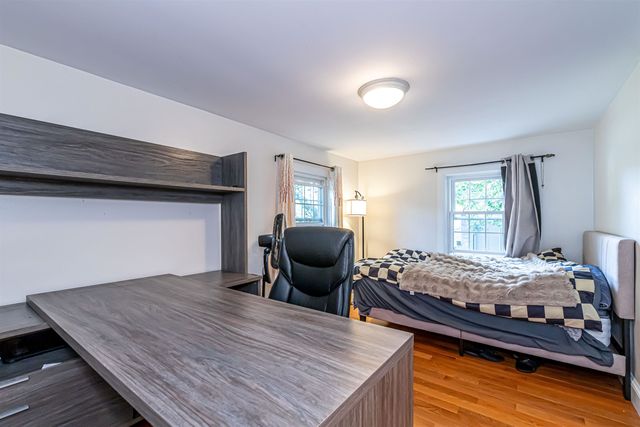 15 Linwood Avenue, Salem, NH 03079