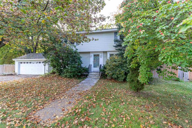 15 Linwood Avenue, Salem, NH 03079