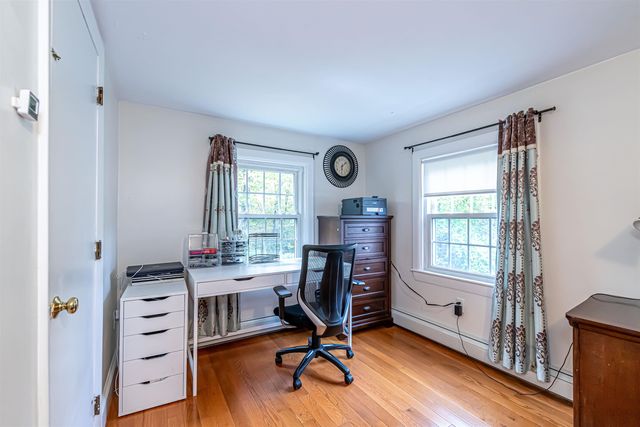 15 Linwood Avenue, Salem, NH 03079